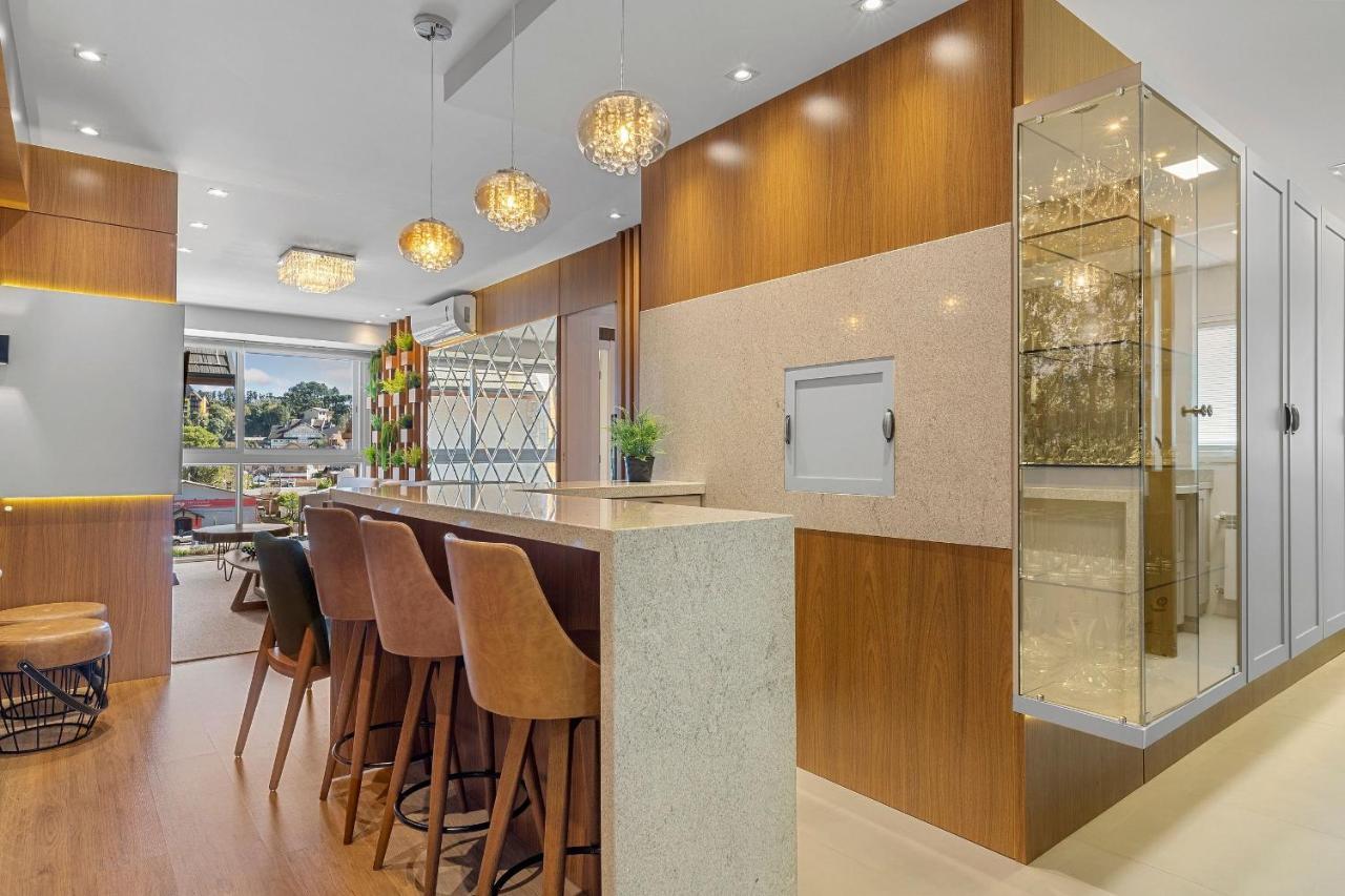 Vita Boulevard Luxo 2 Suites By Achei Gramado Esterno foto